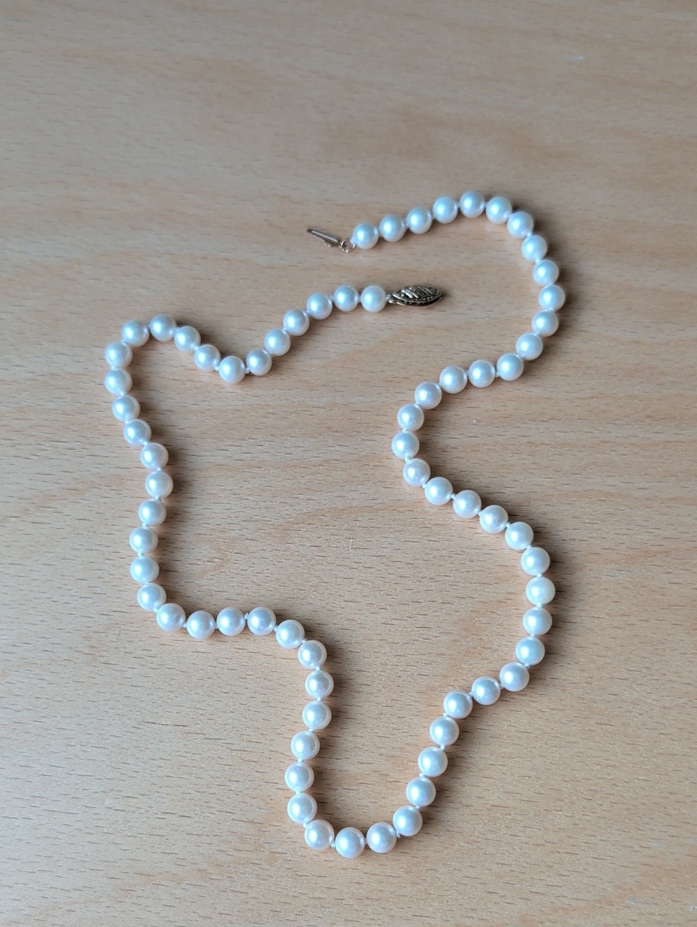 14k Gold Clasp Pearl Necklace - White Pearl Strand